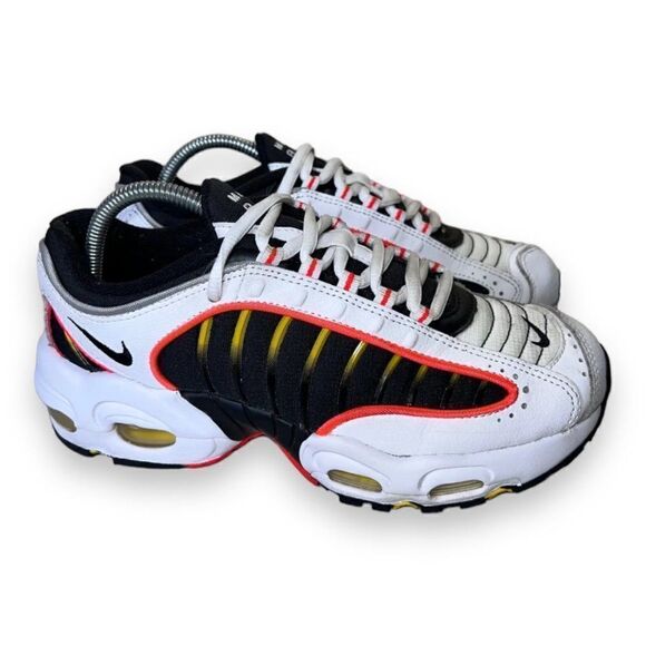 Nike Air Max Tailwind IV "White Black Crimson" BQ9810-105 Youth 6 - Picture 4 of 11
